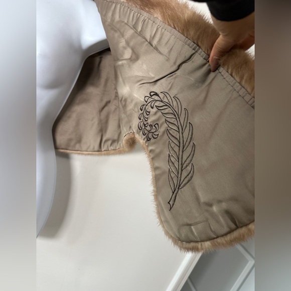 Stunning Vintage Genuine Mink Fur Stole Jacket By Famous Barr Fur Salon S/M - Picture 10 of 10